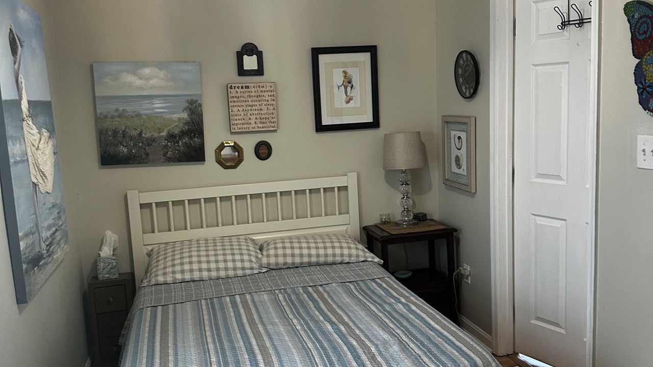 Photo of Bedroom in North Beach