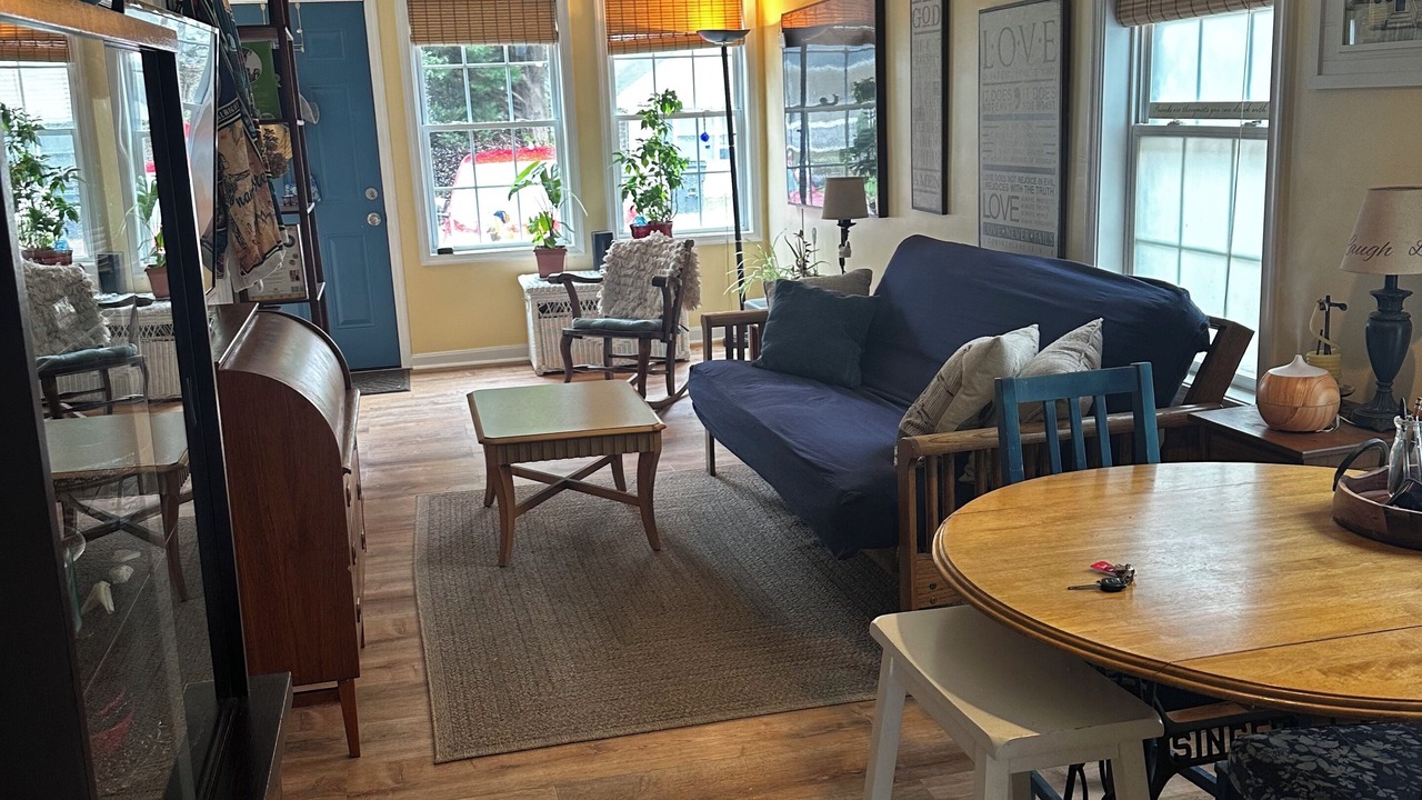 Photo of Livingroom in North Beach