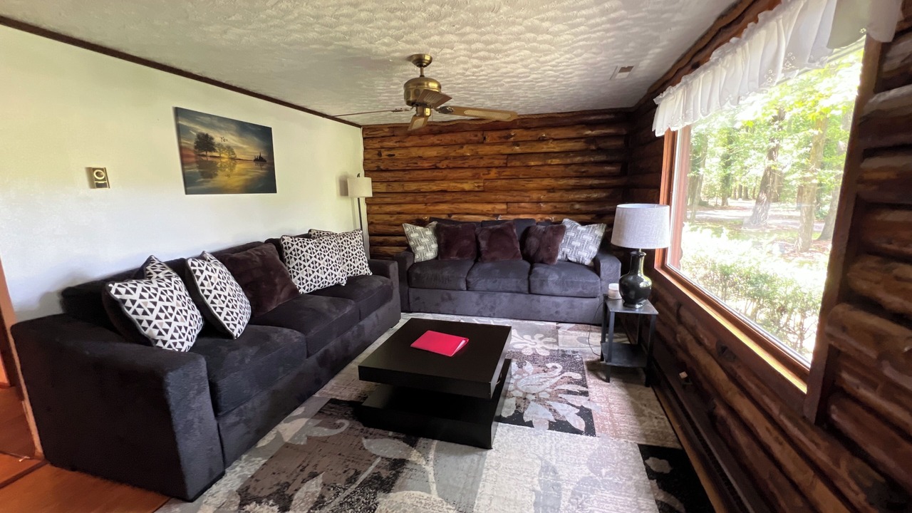 Photo of Bedroom in Marion Station