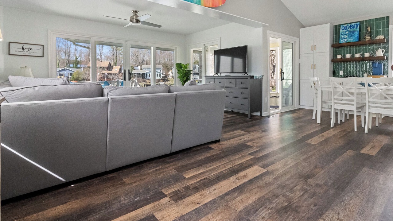 Photo of Livingroom in Ocean Pines