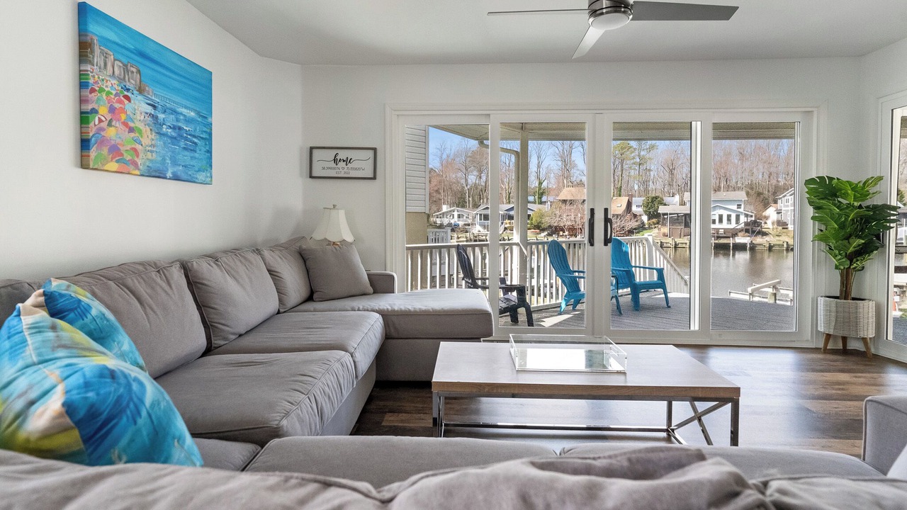 Photo of Livingroom in Ocean Pines