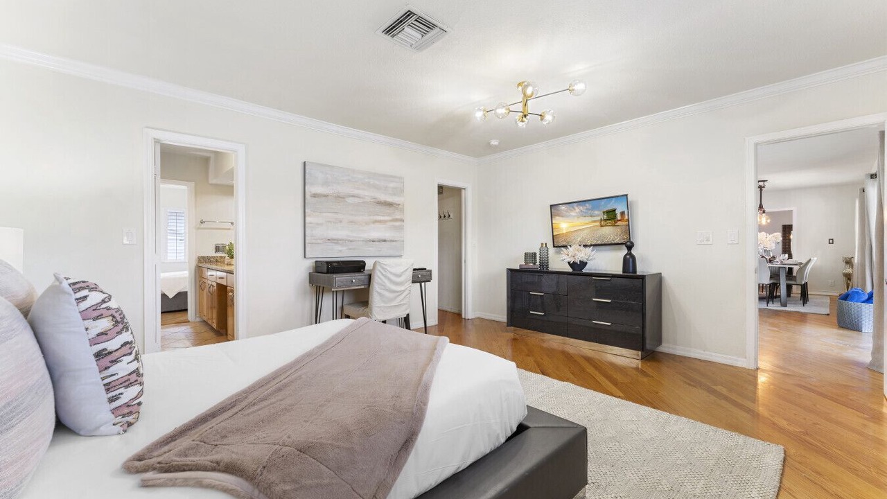 Photo of Bedroom in Central Corals