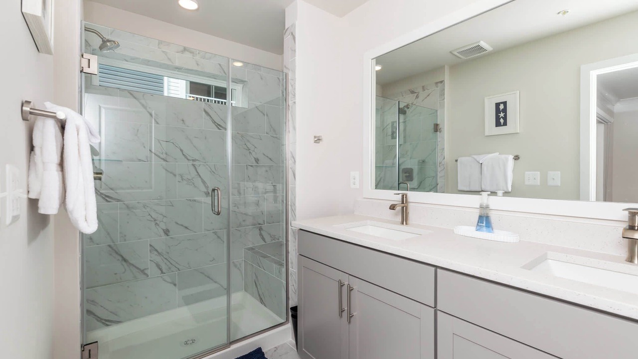 Photo of Bathroom in Caine Woods