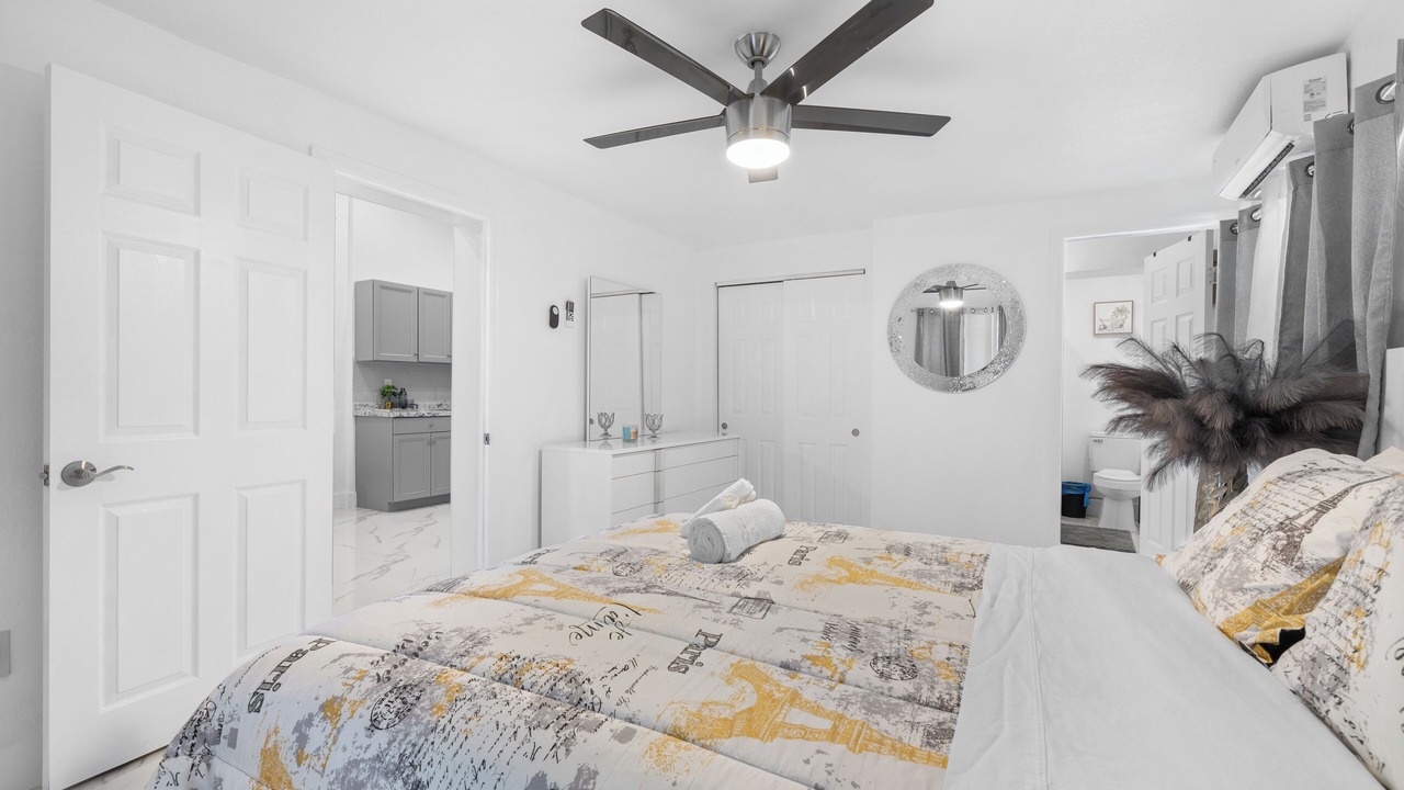 Photo of Bedroom in Central Fort Lauderdale