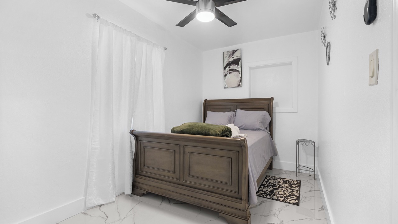 Photo of Bedroom in Central Fort Lauderdale