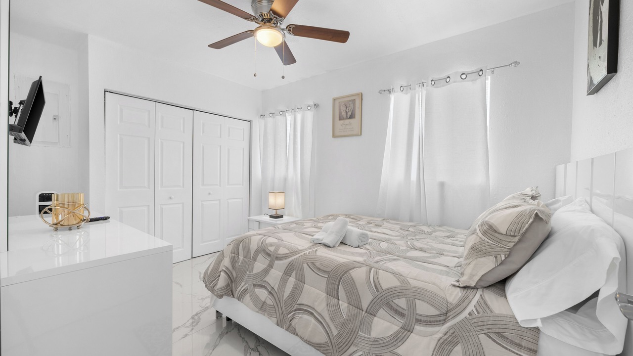 Photo of Bedroom in Central Fort Lauderdale