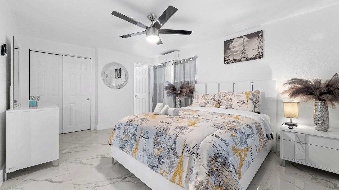 Photo of Bedroom in Central Fort Lauderdale