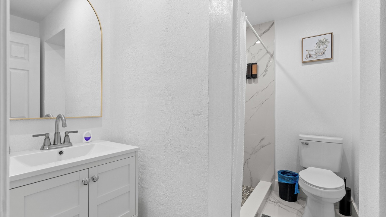 Photo of Bathroom in Central Fort Lauderdale