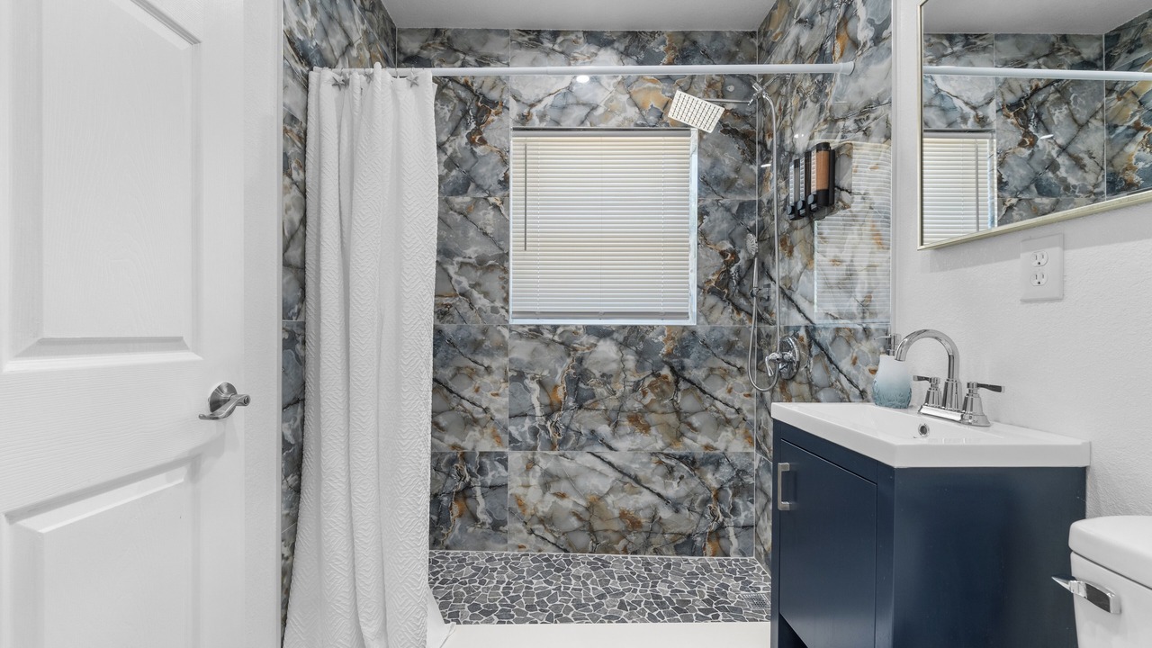 Photo of Bathroom in Central Fort Lauderdale