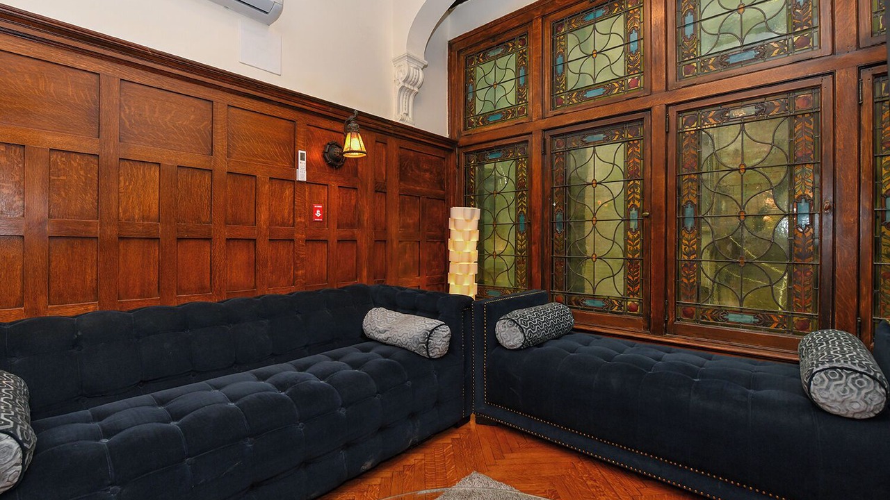 Photo of Livingroom in Upper West Side
