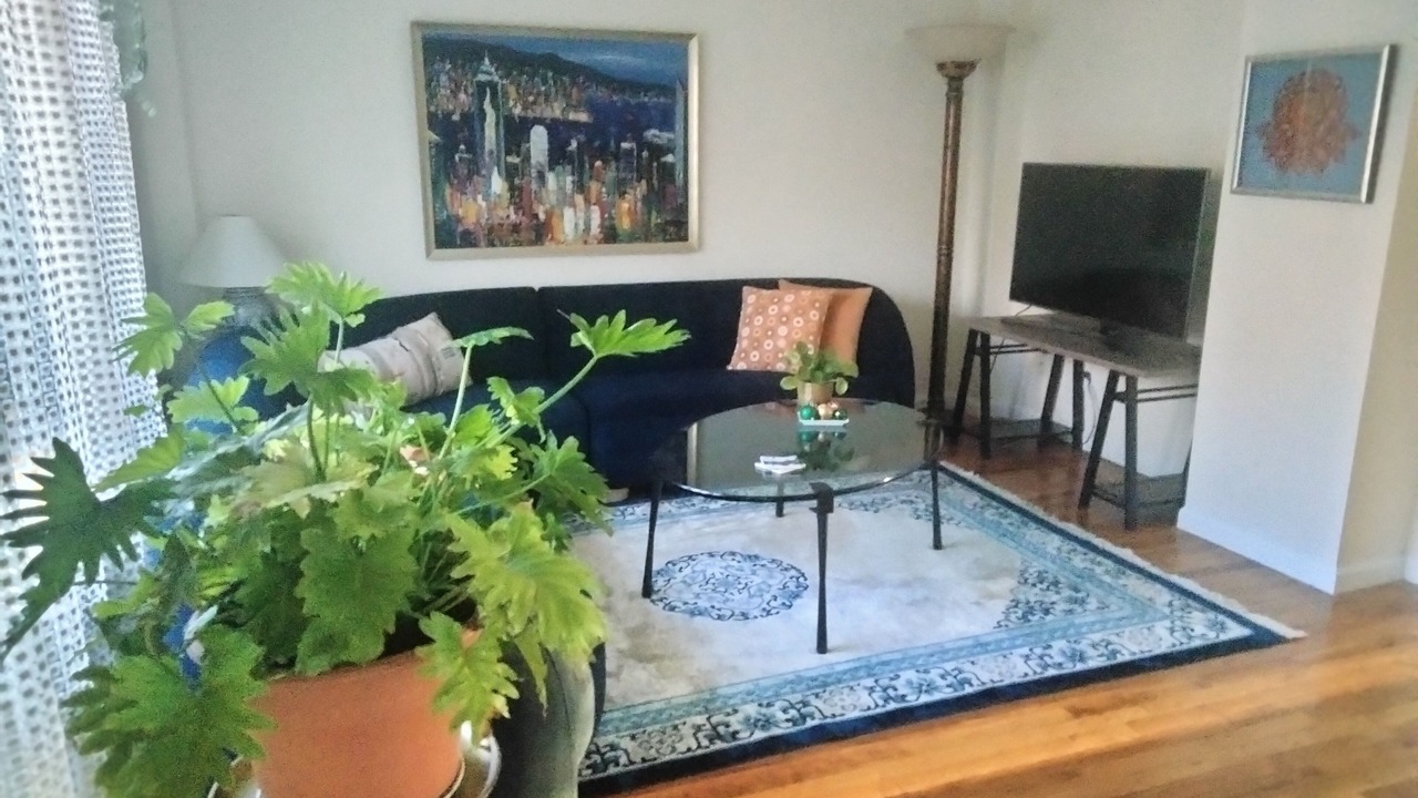 Photo of Livingroom in Montclair