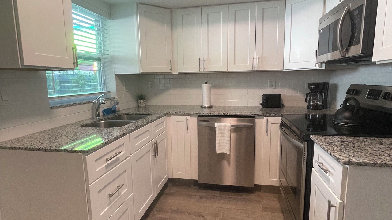 Photo of Kitchen in South Middle River