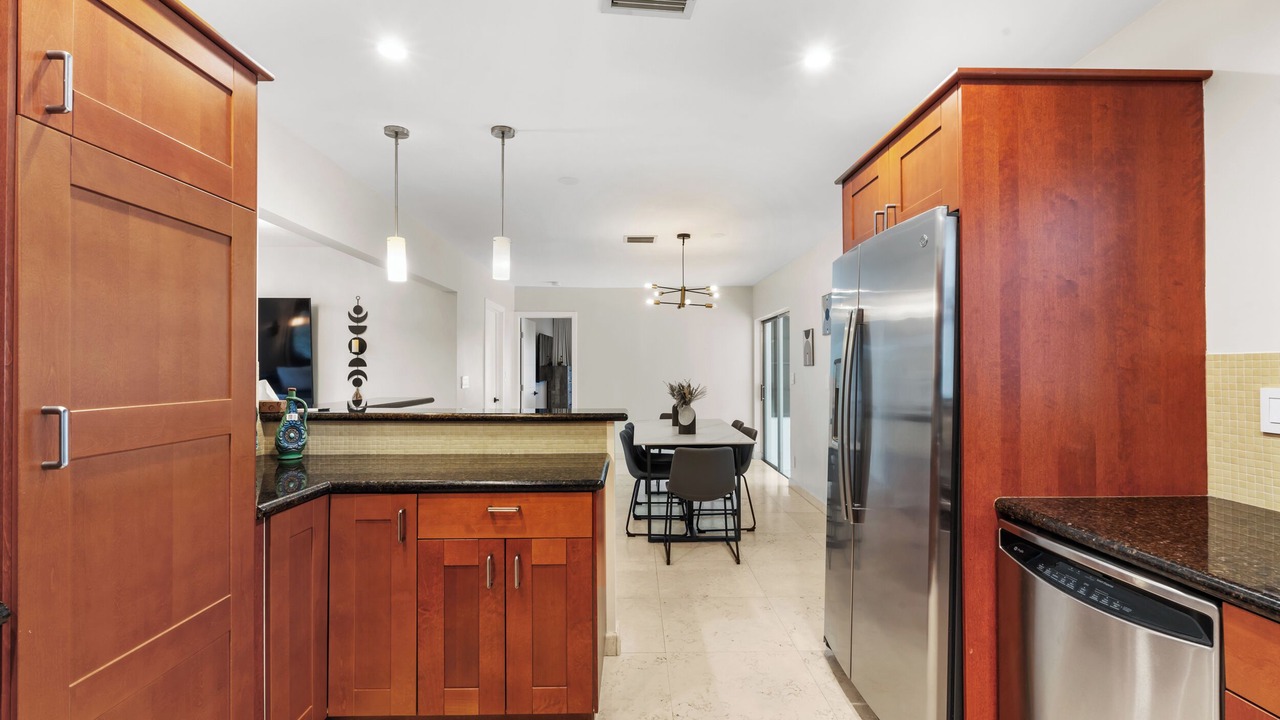 Photo of Kitchen in Hollywood Lakes