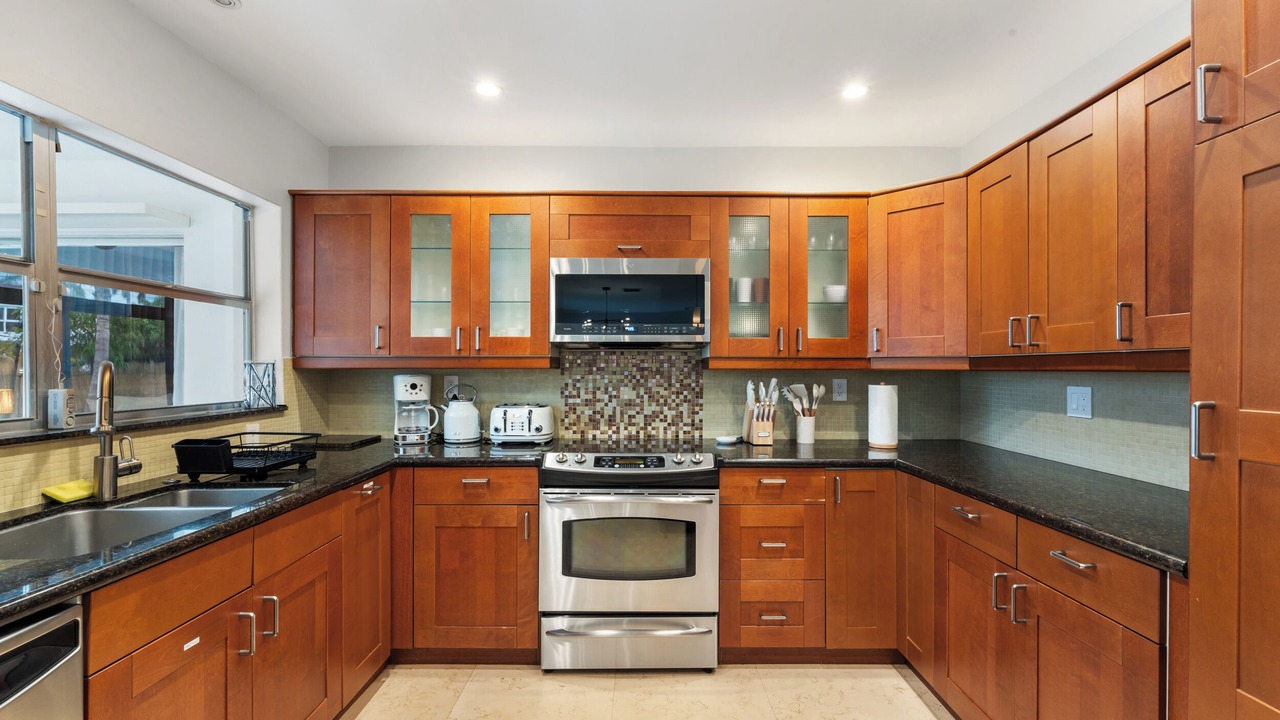 Photo of Kitchen in Hollywood Lakes