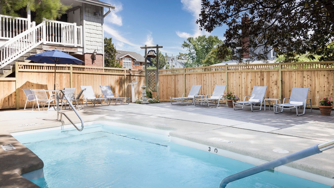 Photo of Outdoor in Country Club Estates