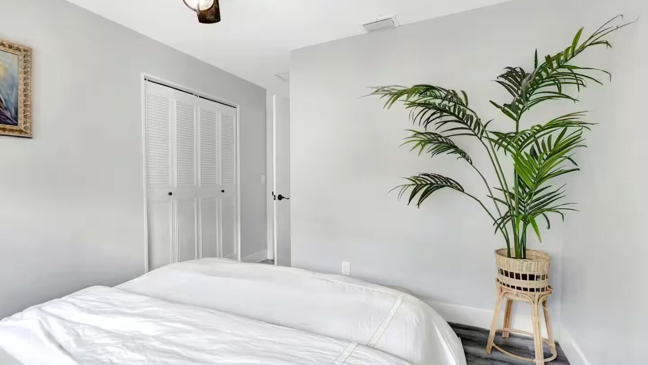 Photo of Bedroom in Sandalfoot Cove