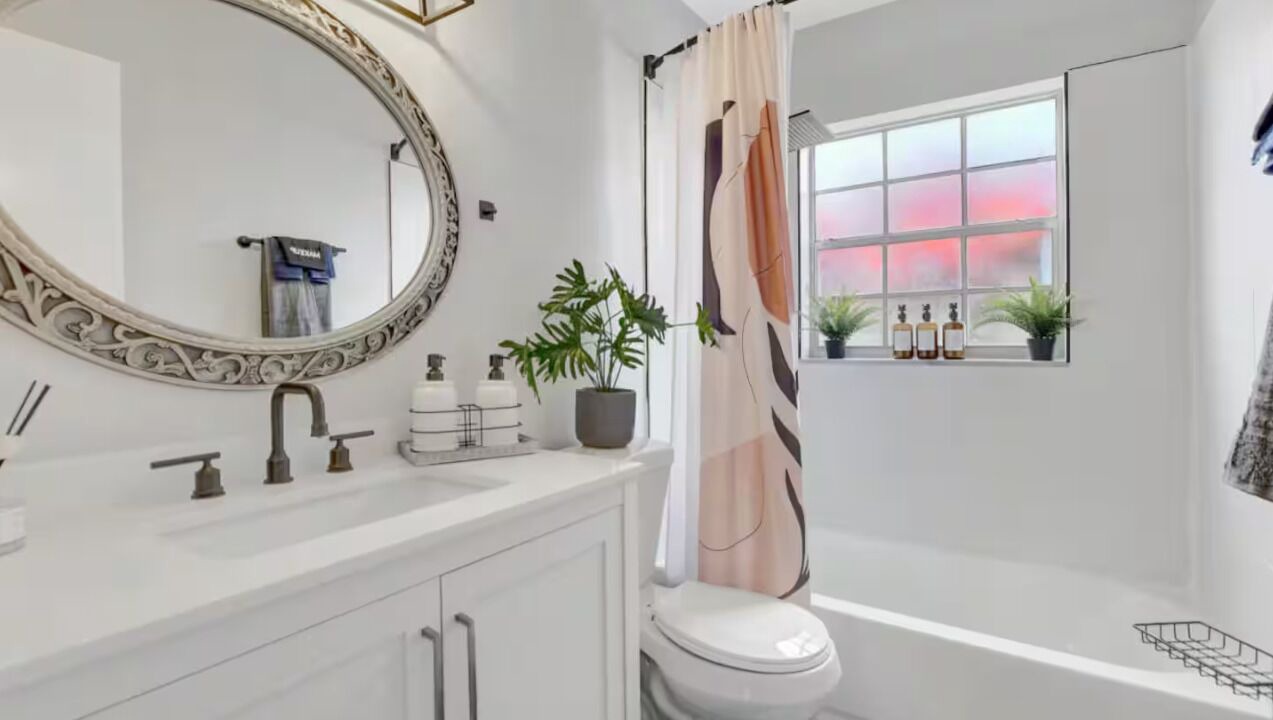 Photo of Bathroom in Sandalfoot Cove