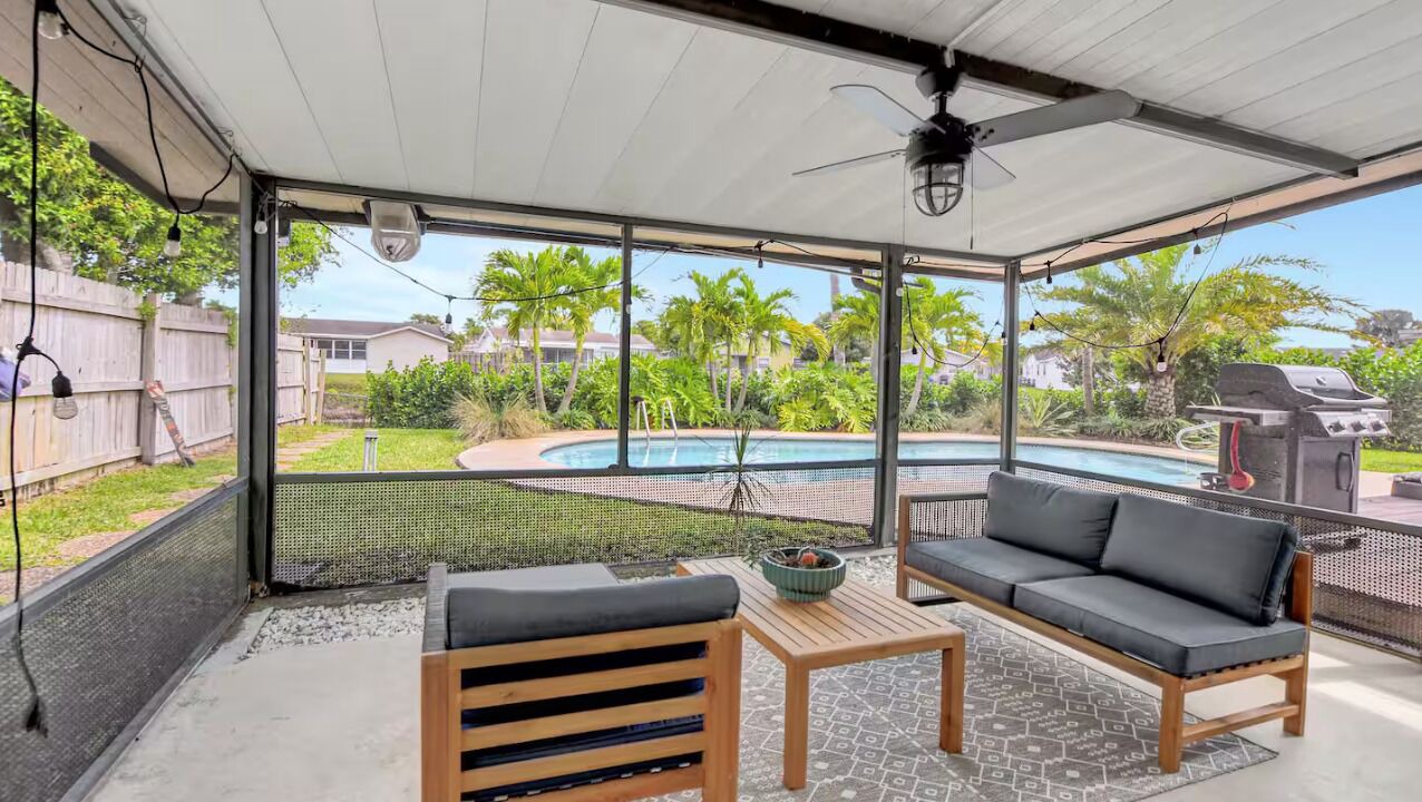 Photo of Outdoor in Sandalfoot Cove