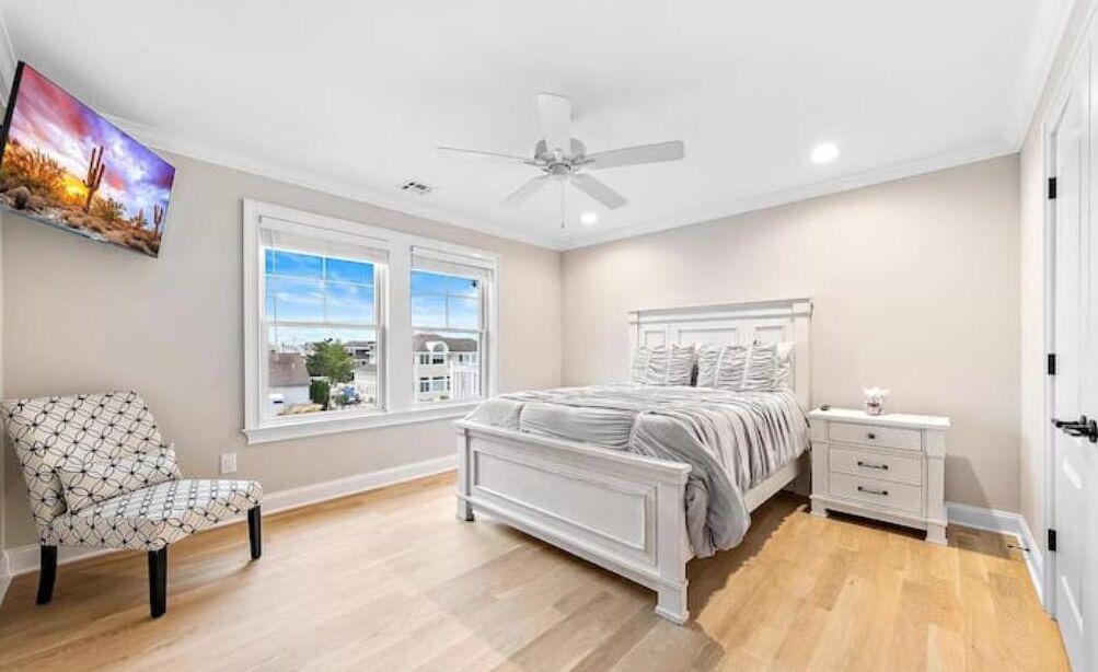 Photo of Bedroom in Loveladies