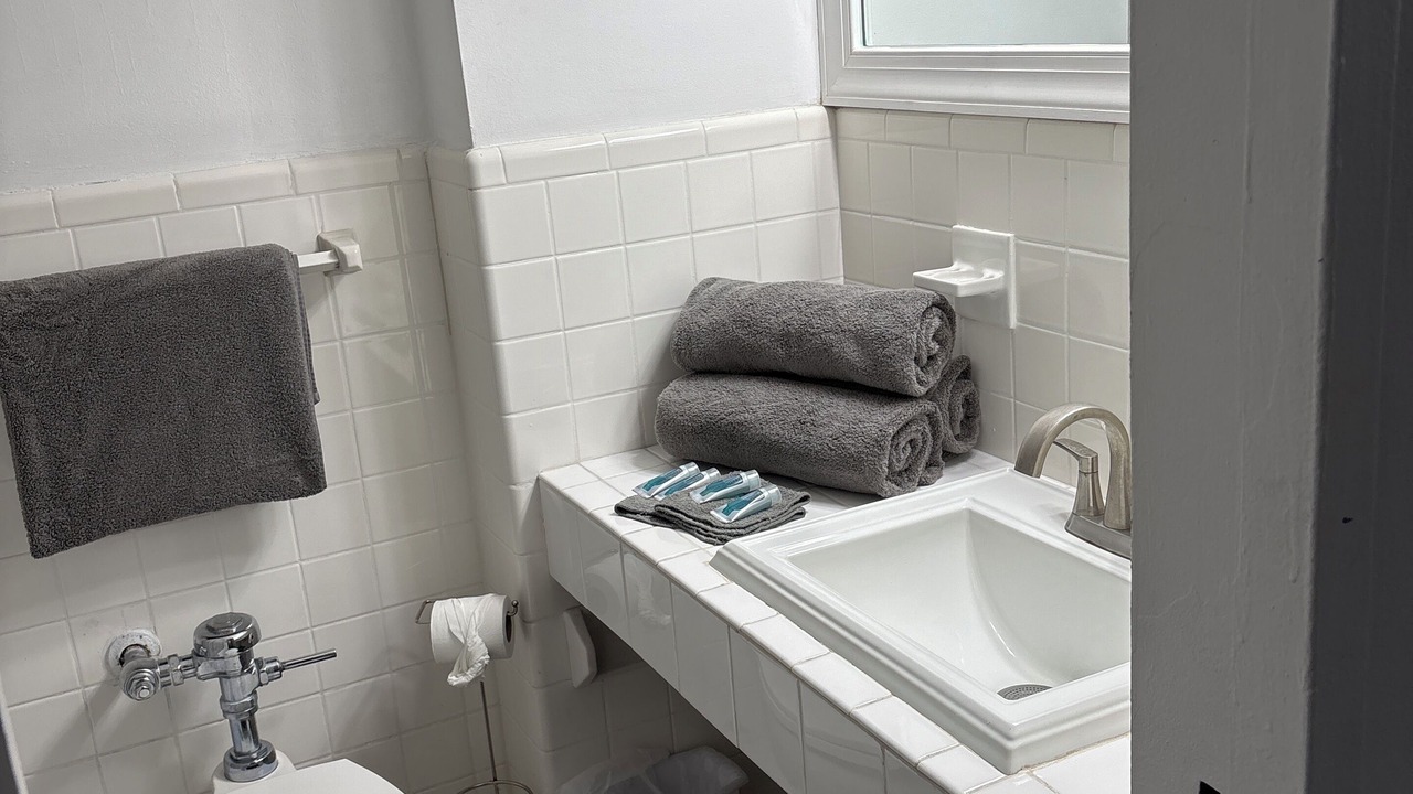 Photo of Bathroom in Galt Mile