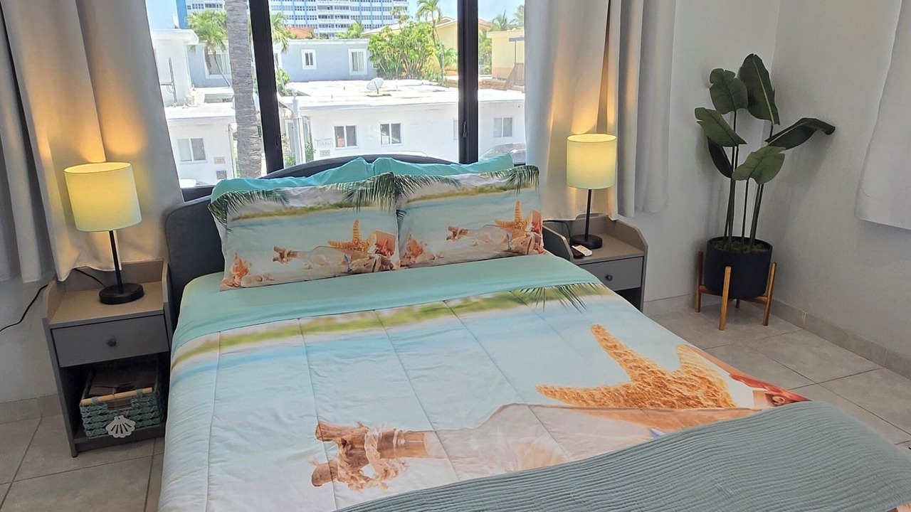 Photo of Bedroom in Hollywood