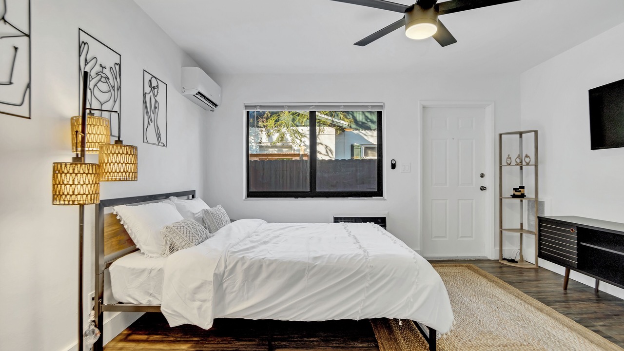 Photo of Bedroom in Harbordale