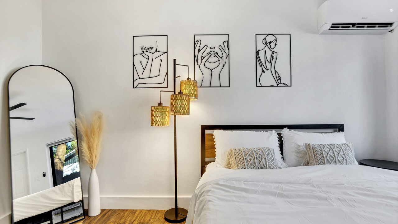Photo of Bedroom in Harbordale