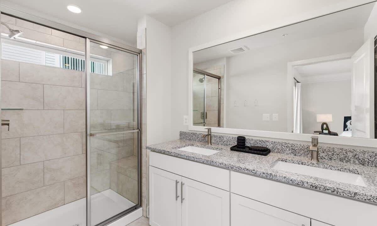 Photo of Bathroom in Caine Woods