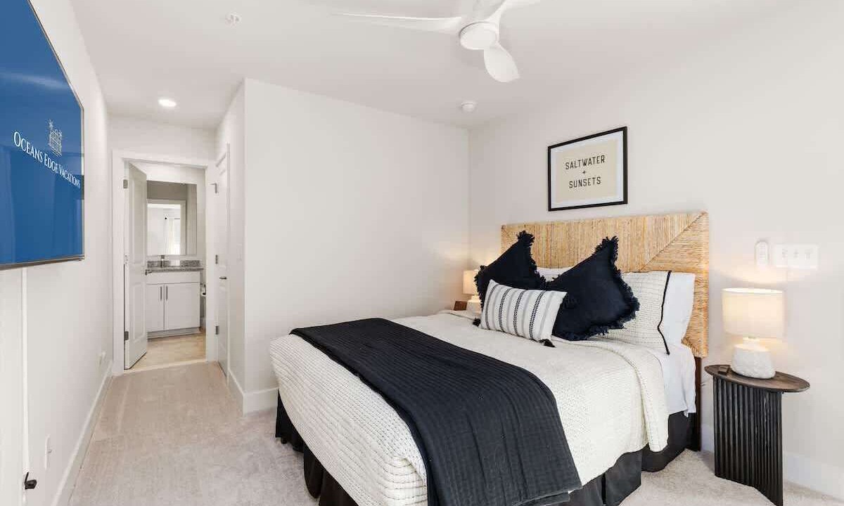 Photo of Bedroom in Caine Woods