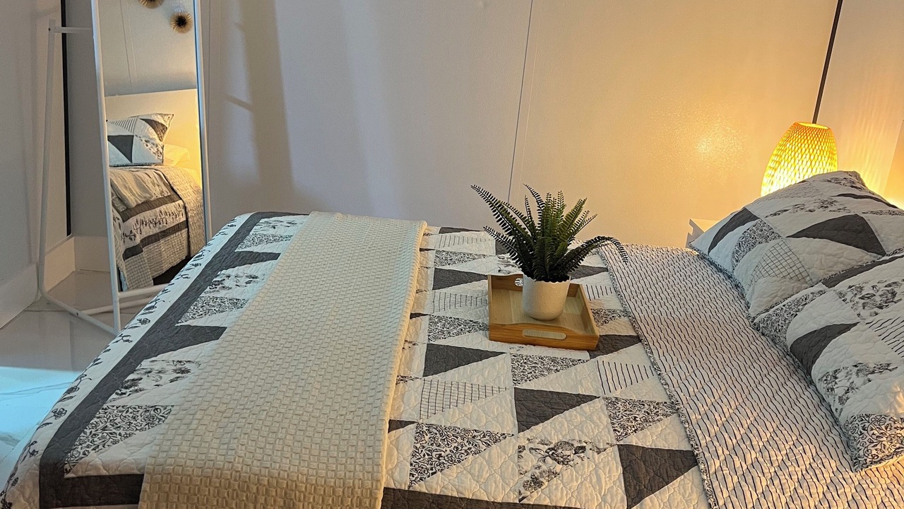 Photo of Bedroom in Hialeah