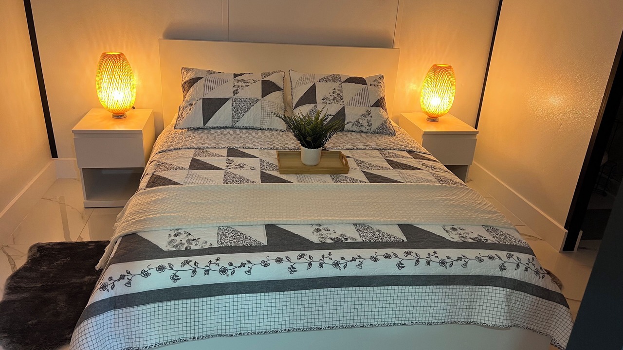 Photo of Bedroom in Hialeah