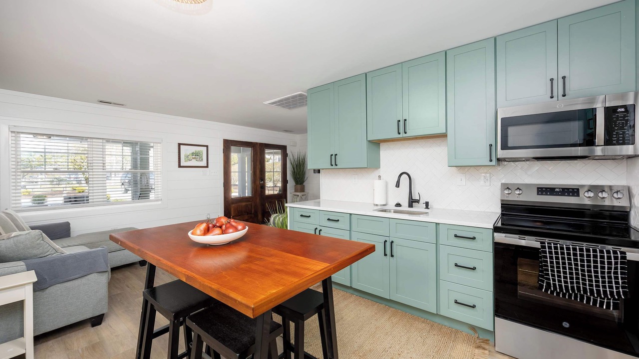 Photo of Kitchen in Caine Woods