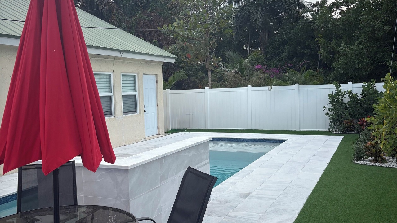 Photo of Outdoor in Tropic Palms