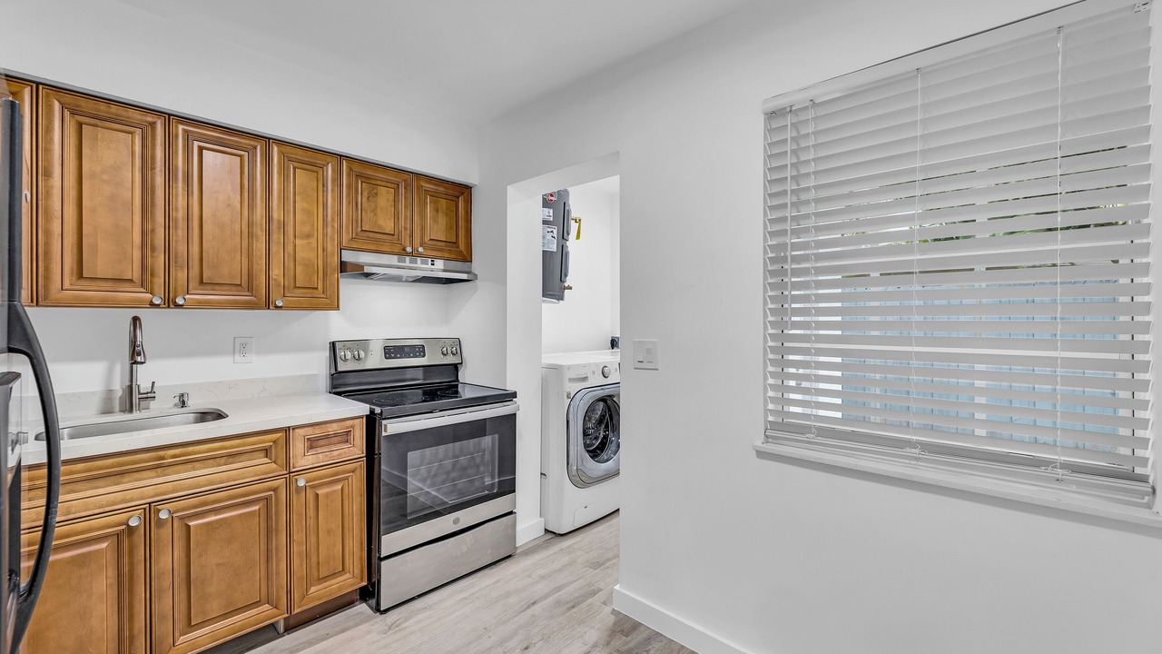 Photo of Kitchen in Oakland Park
