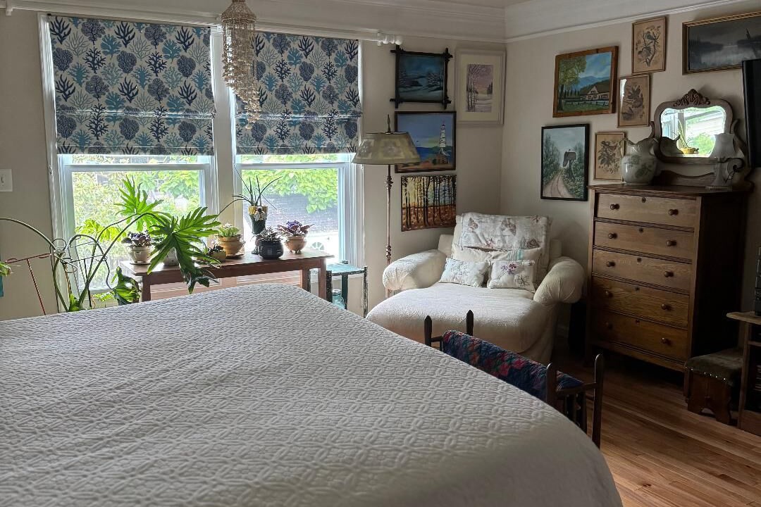 Photo of Bedroom in Colonial Beach