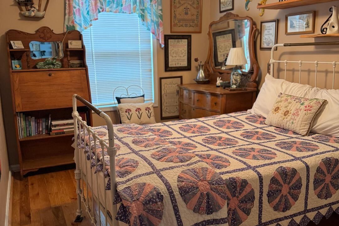 Photo of Bedroom in Colonial Beach