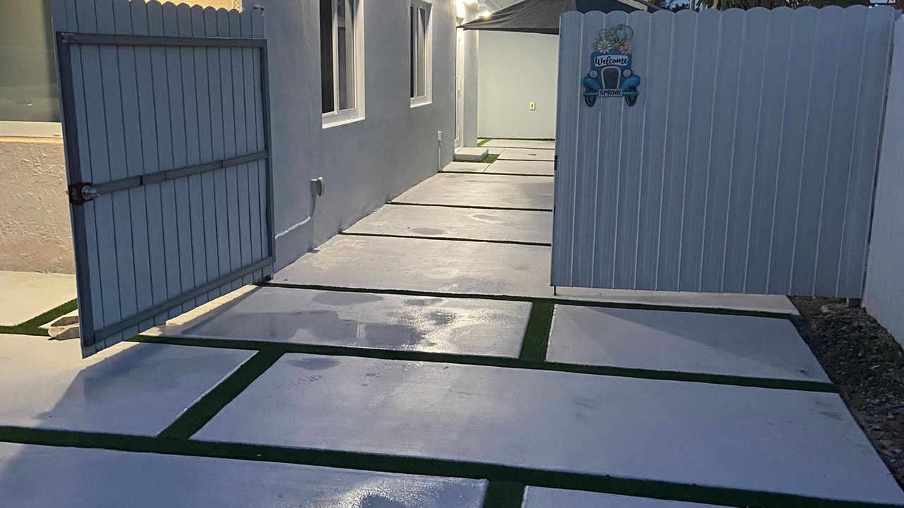 Photo of Outdoor in Hialeah
