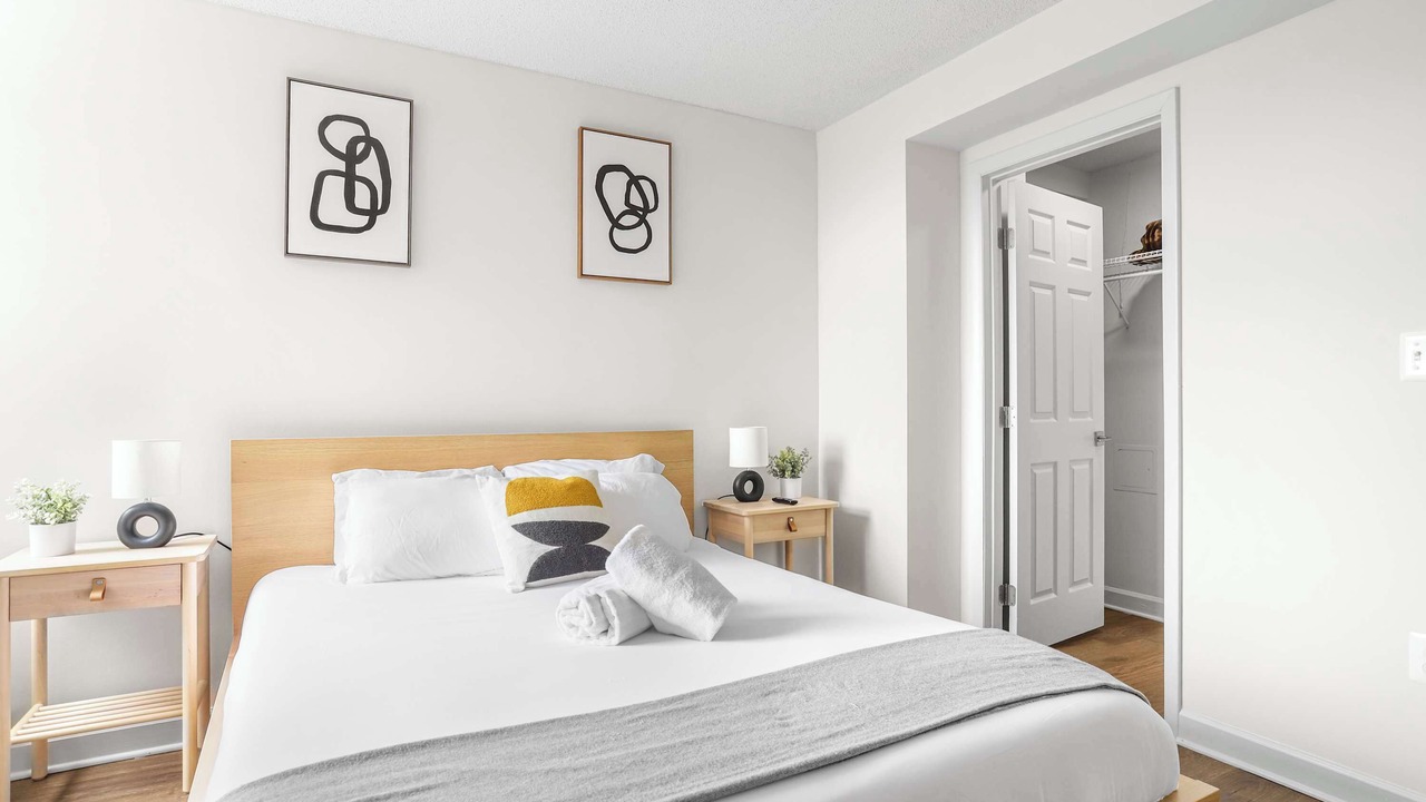 Photo of Bedroom in Pentagon City