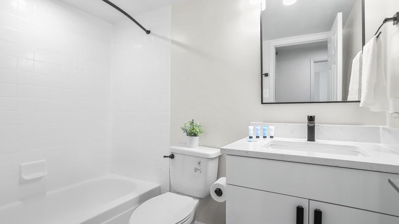 Photo of Bathroom in Pentagon City