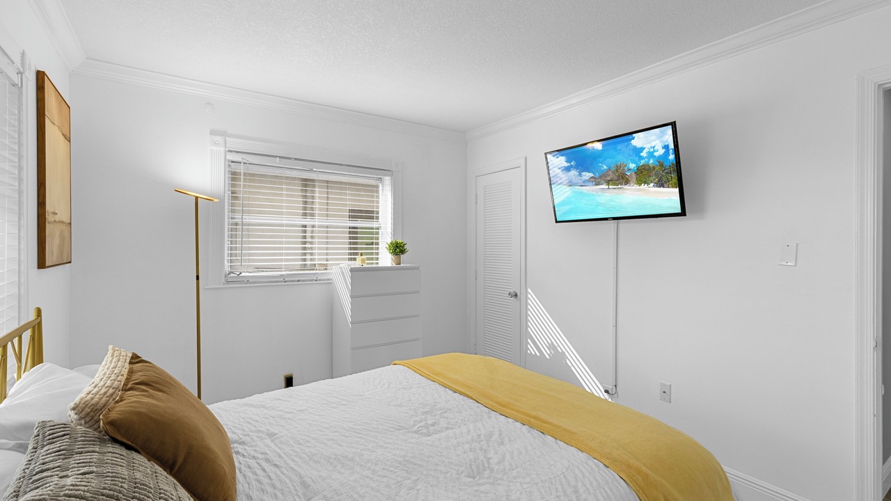 Photo of Bedroom in Tamarac