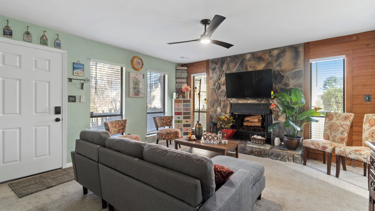 Photo of Livingroom in Chic's Beach