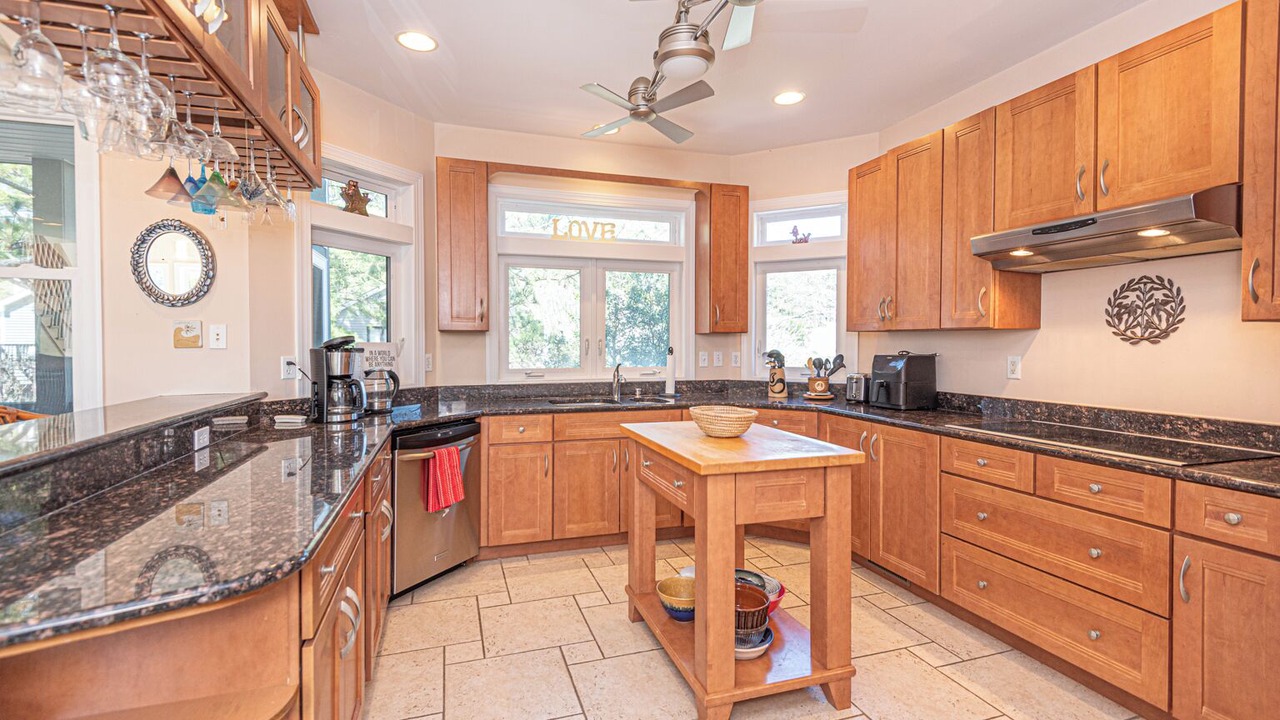 Photo of Kitchen in South Bethany Harbor