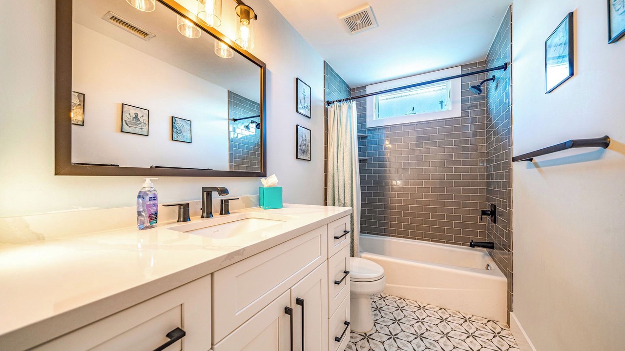 Photo of Bathroom in North End