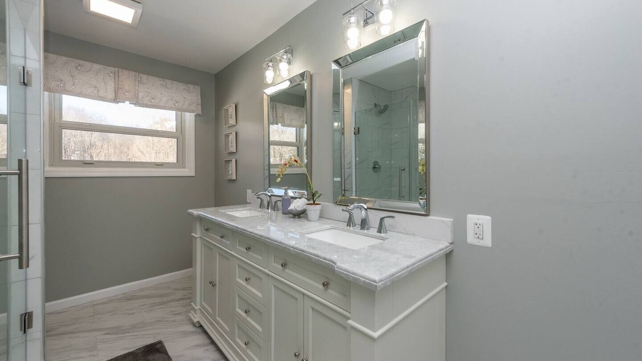 Photo of Bathroom in Accident