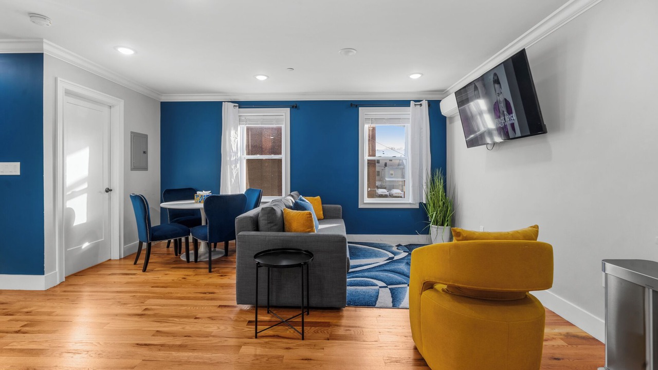 Photo of Livingroom in Harrison