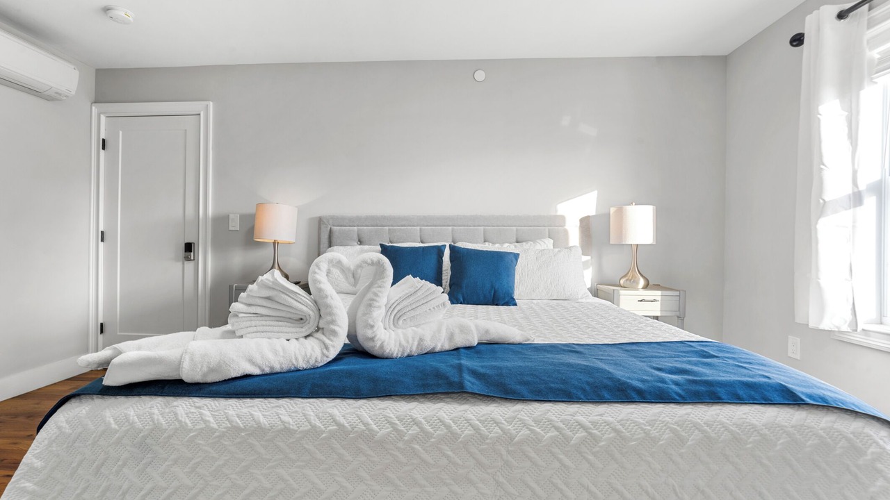 Photo of Bedroom in Harrison