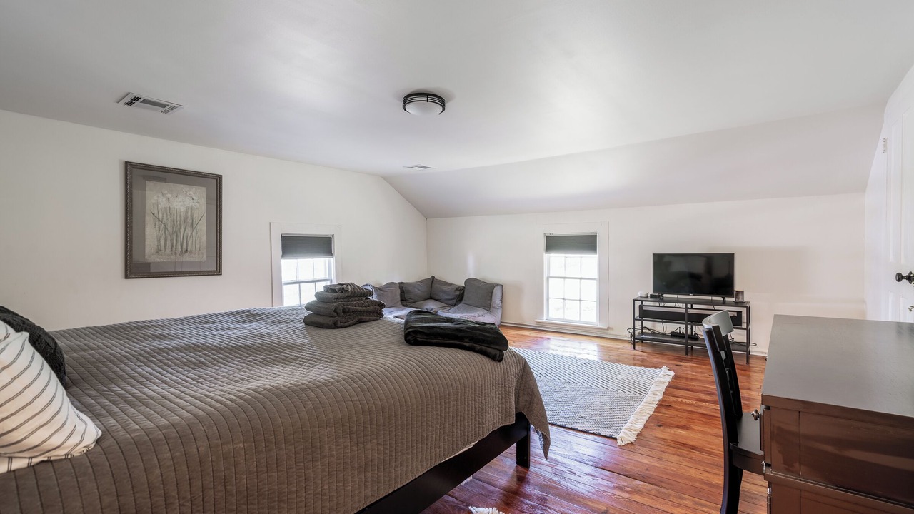 Photo of Bedroom in Charlottesville