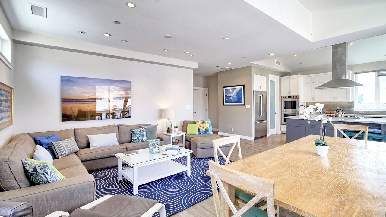 Photo of Livingroom in Pierpont Bay