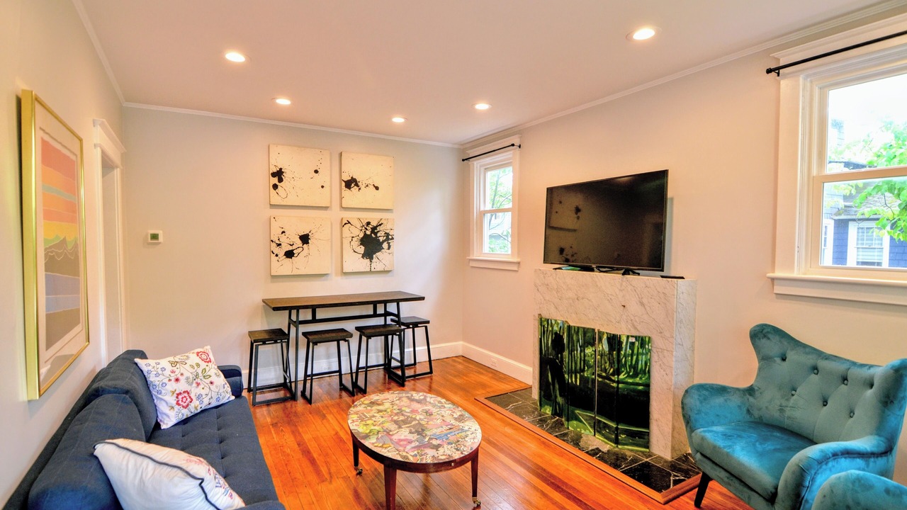 Photo of Livingroom in Takoma Park