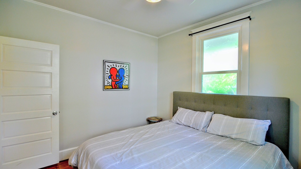 Photo of Bedroom in Takoma Park